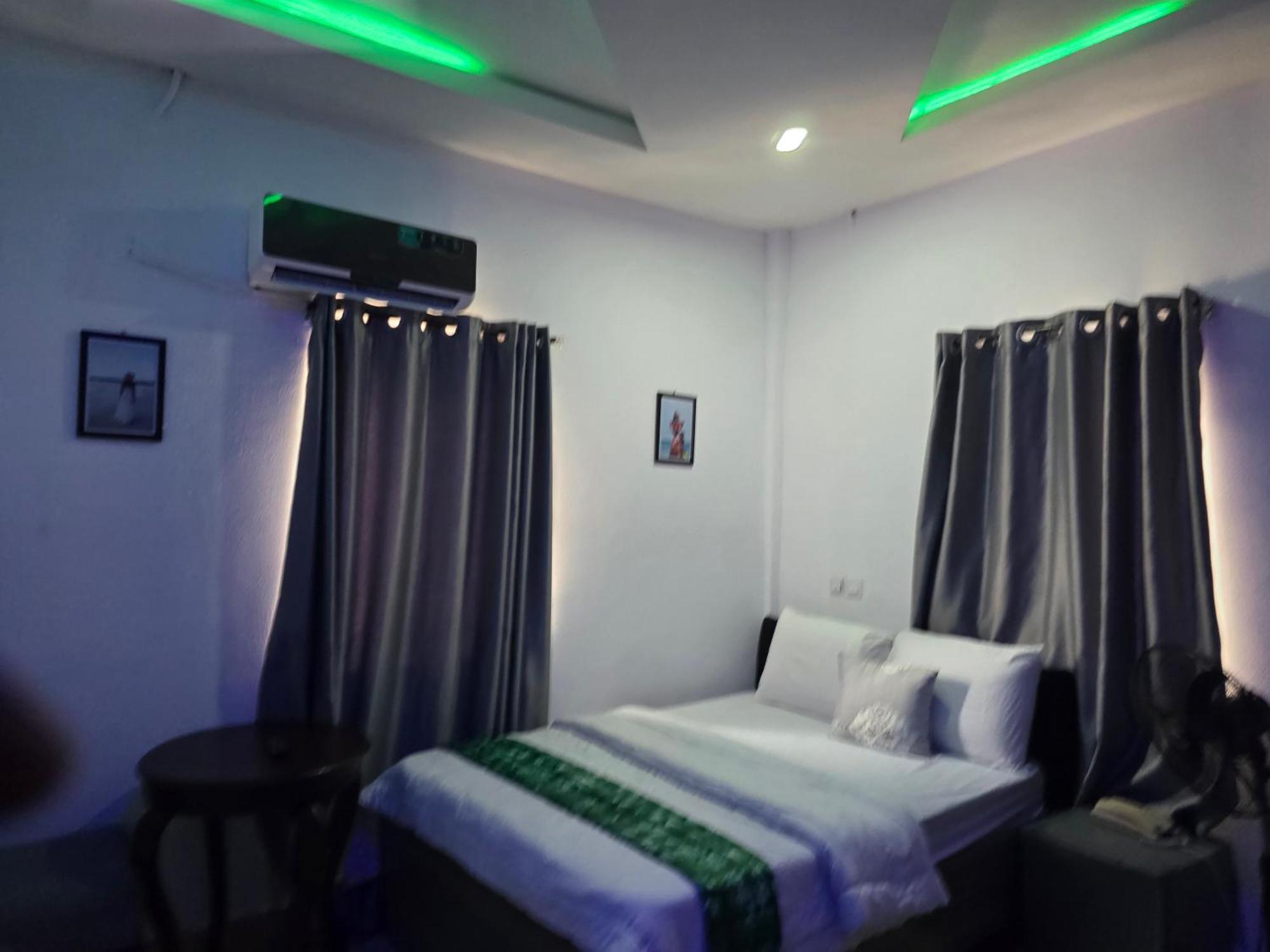 Iceland Beach Resort لاغوس المظهر الخارجي الصورة